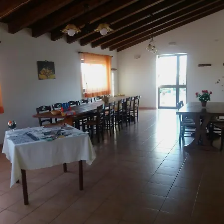 Agriturismo La Badia Farm stay *